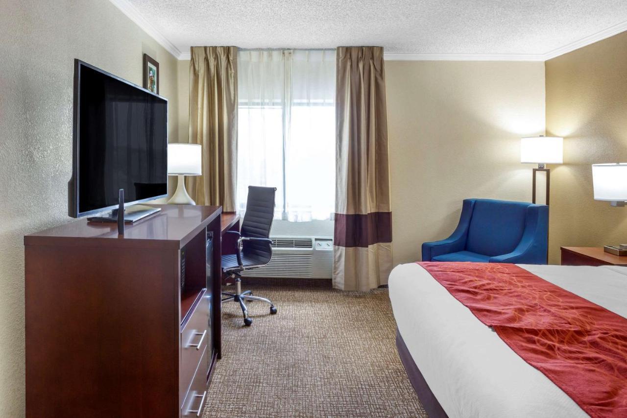 Comfort Inn Hoffman Estates - Schaumburg Экстерьер фото