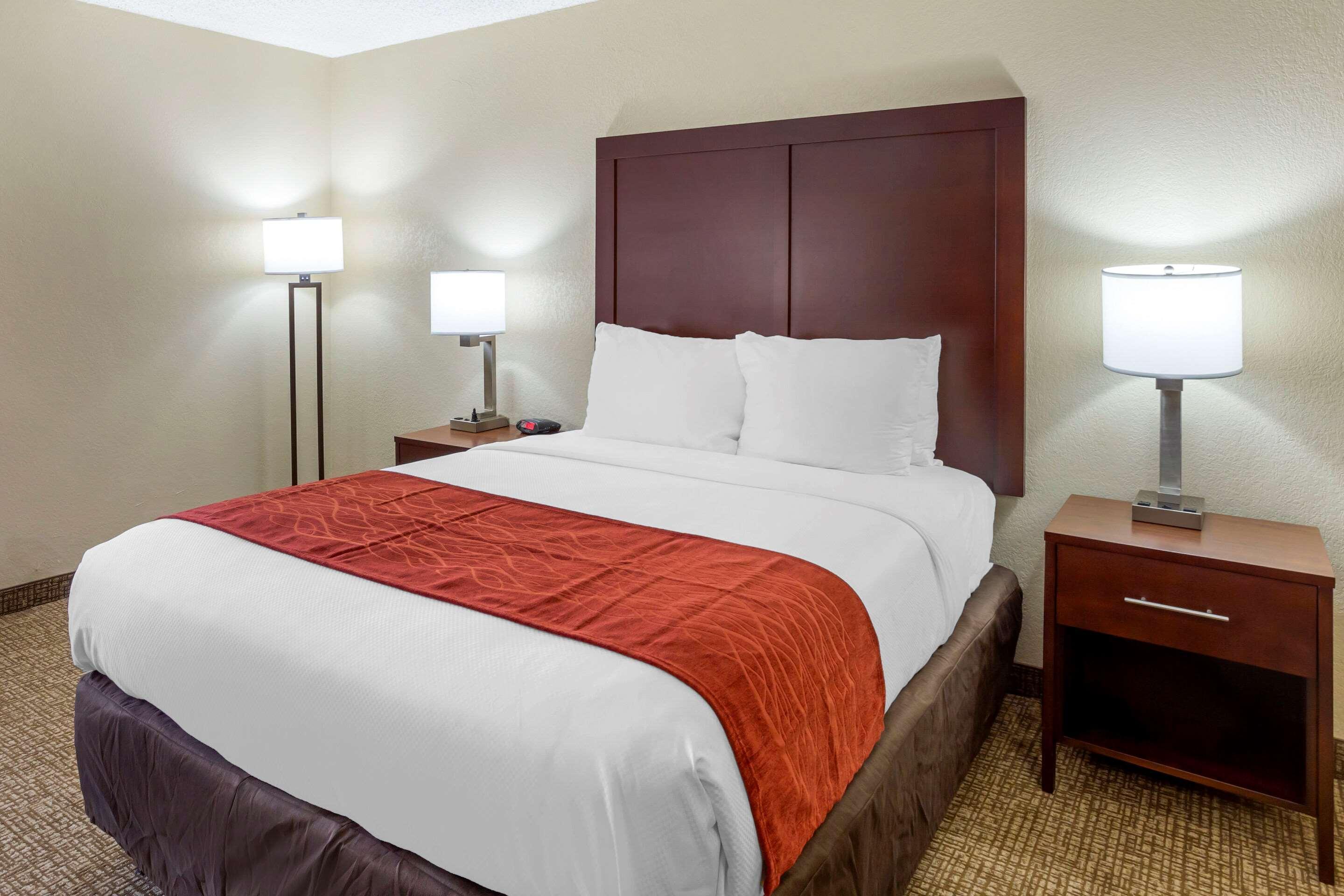 Comfort Inn Hoffman Estates - Schaumburg Экстерьер фото