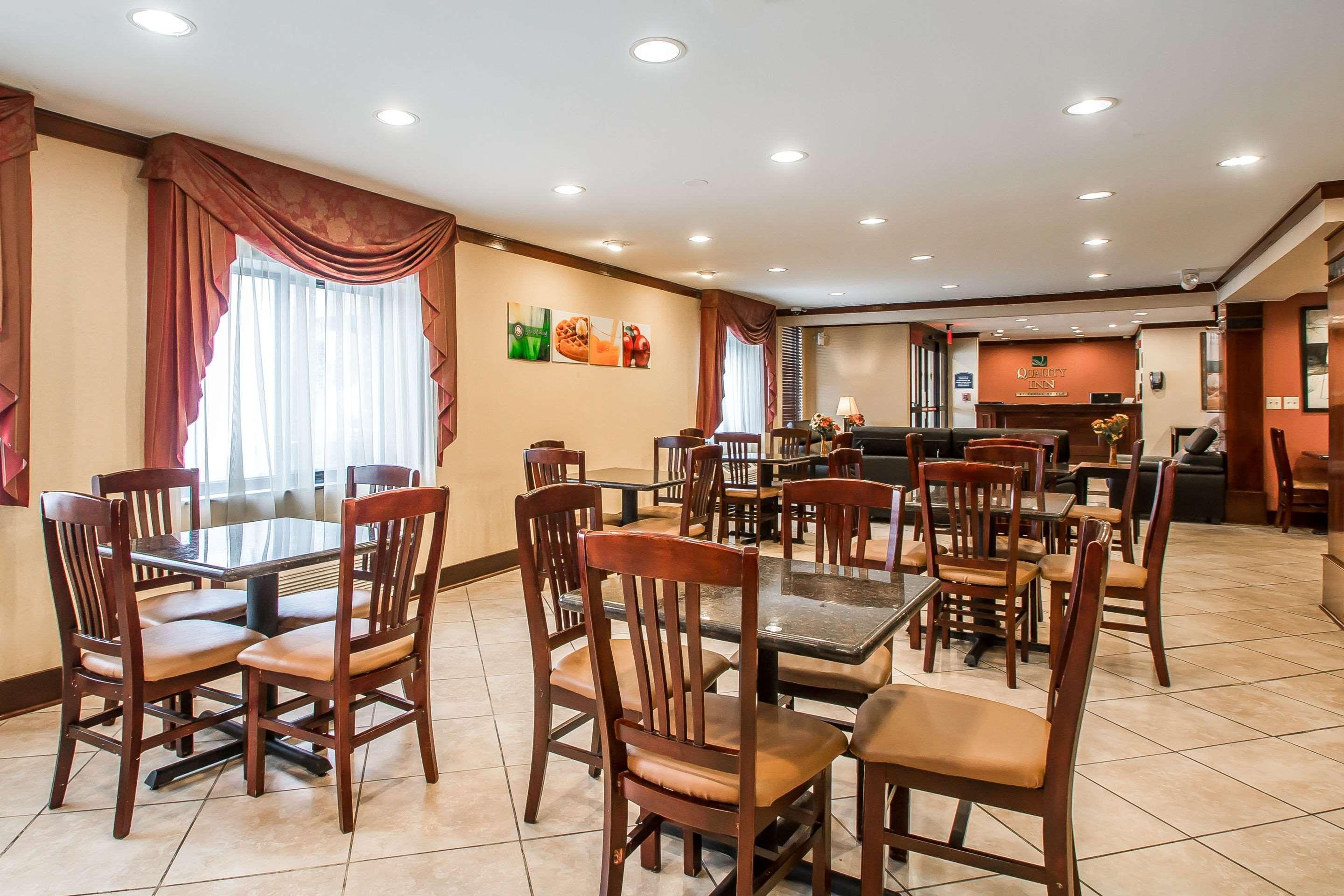 Comfort Inn Hoffman Estates - Schaumburg Экстерьер фото