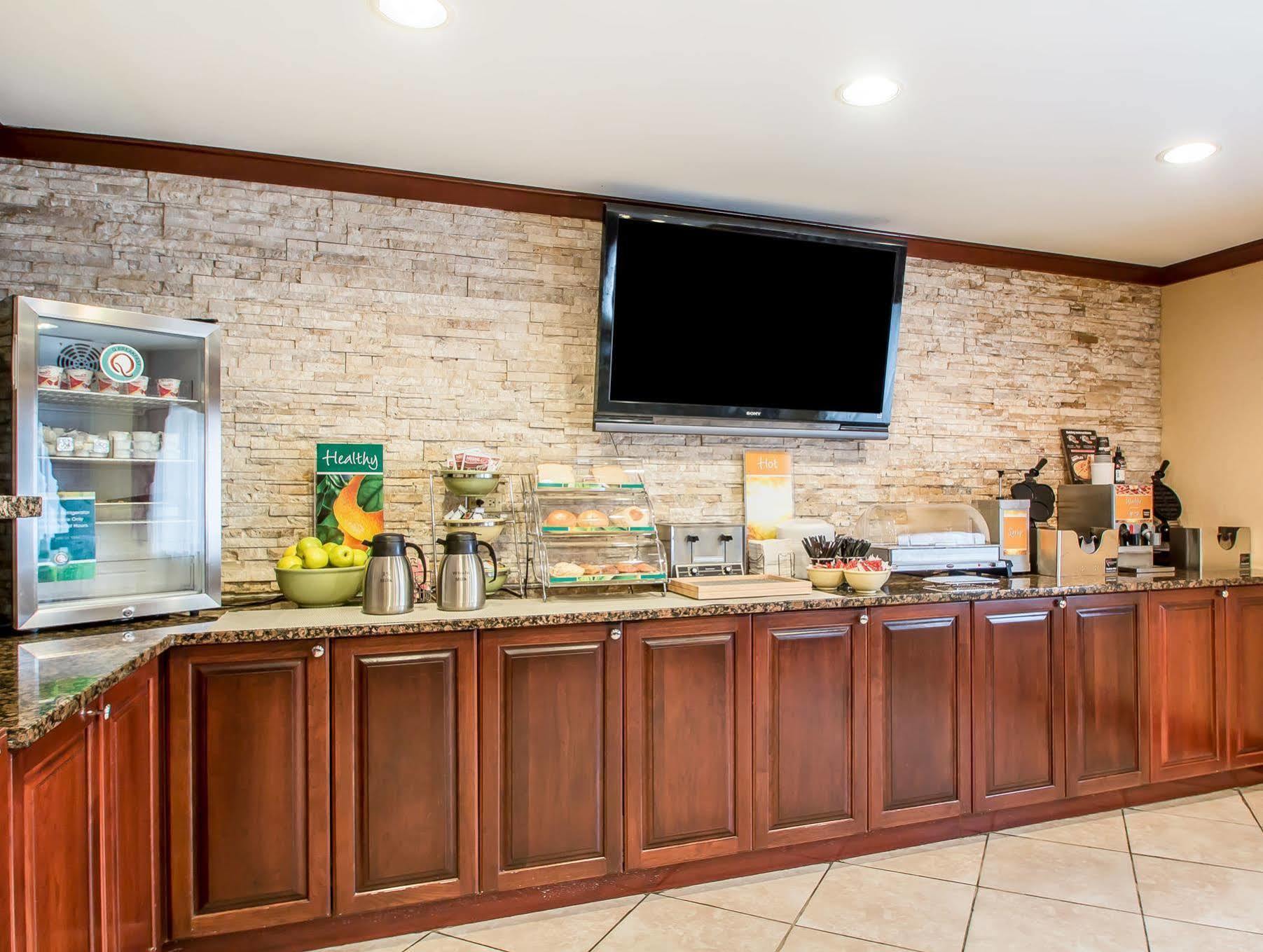 Comfort Inn Hoffman Estates - Schaumburg Экстерьер фото